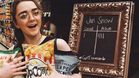 Topless pictures of Game of Thrones star Maisie Williams have。